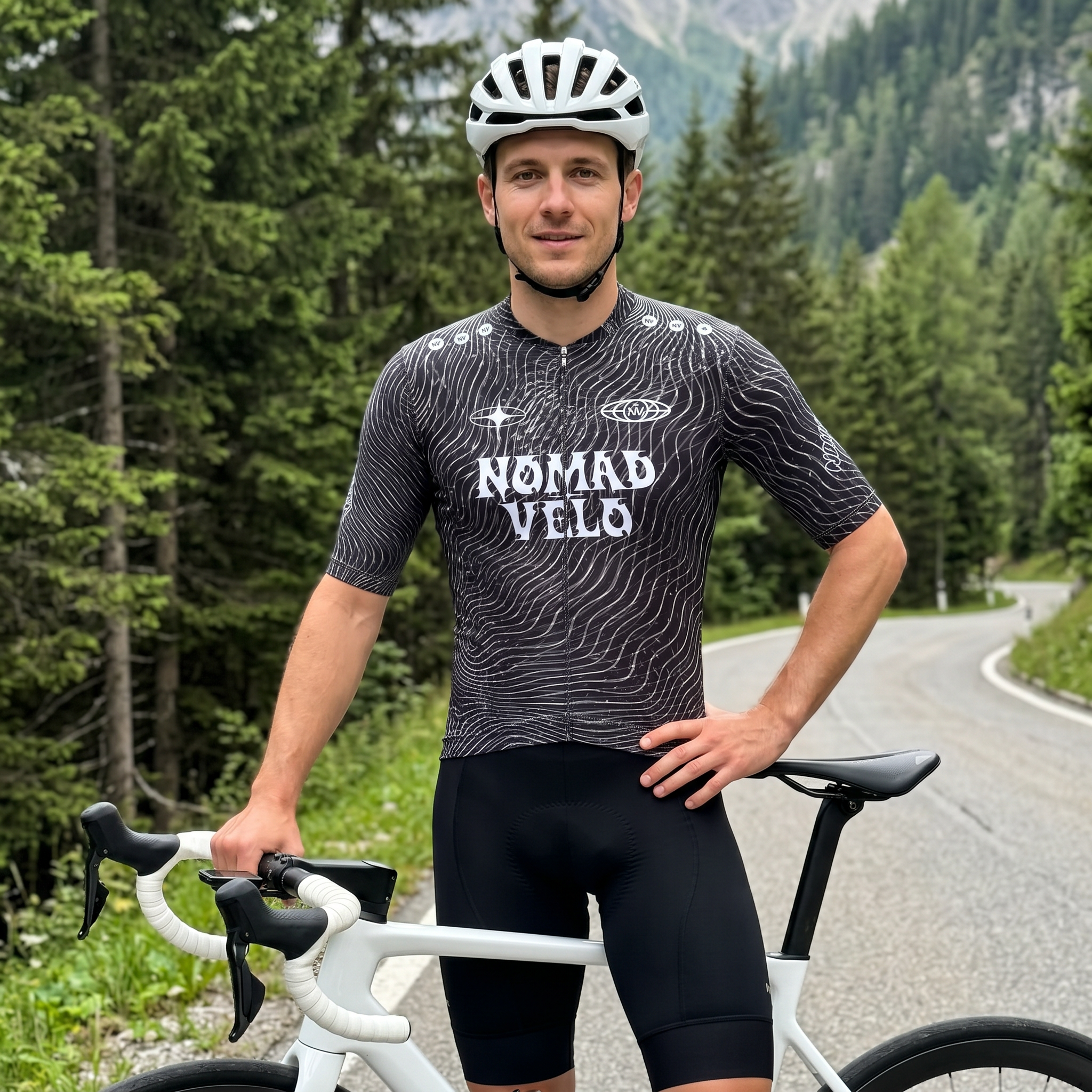 Coco Noir Short Sleeve Jersey | Nomad Vélo