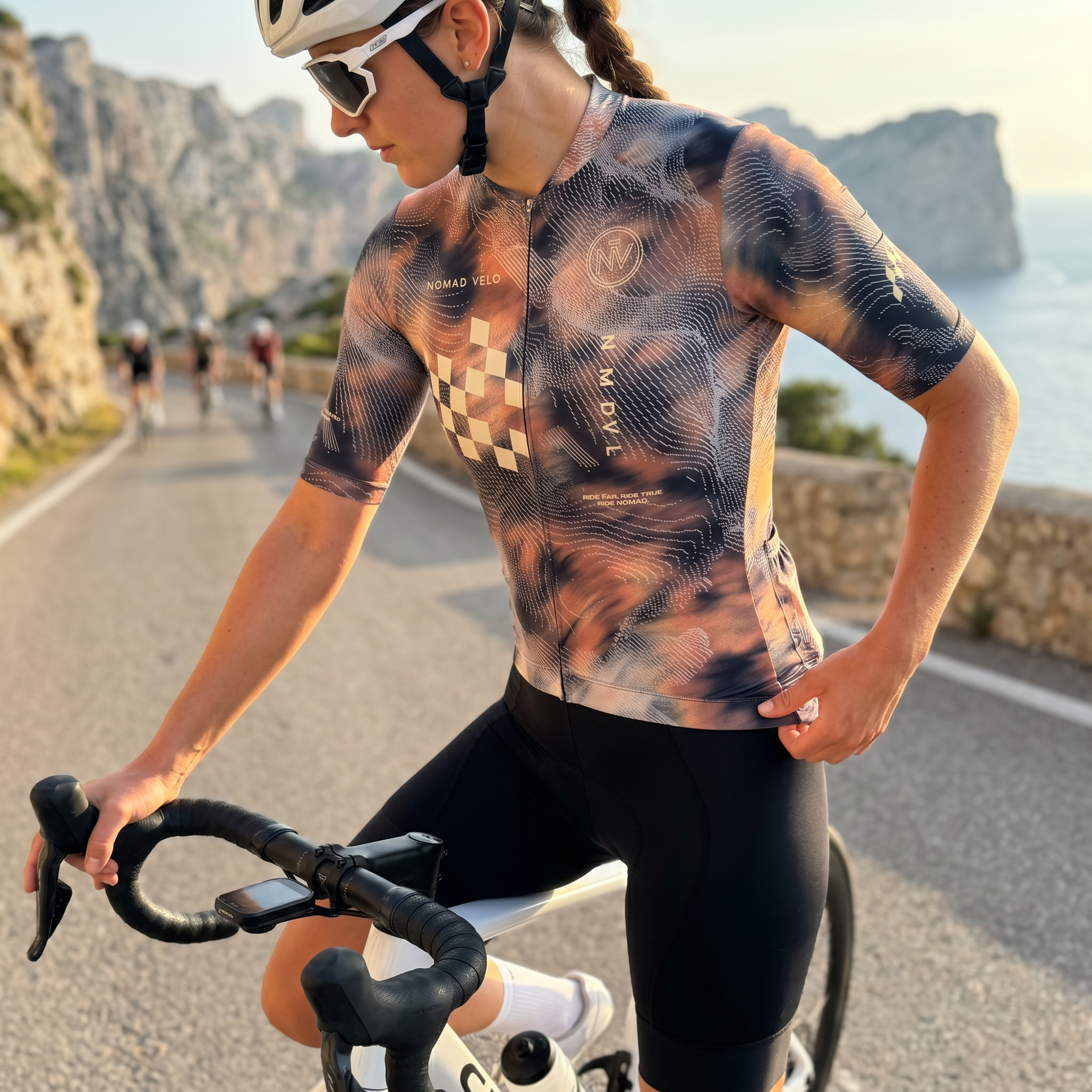 Altitude Amber Jersey – Cycling Short Sleeve Race Fit